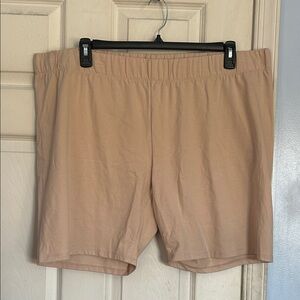 NWT Avenue nude anti chaffing short size 26